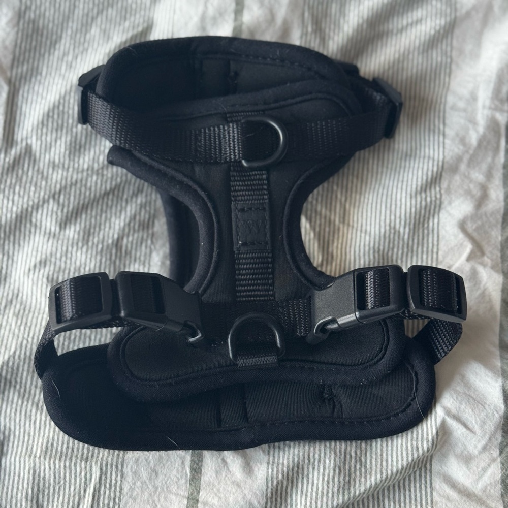 XS WILDONE HARNESS BLACK - NWOT